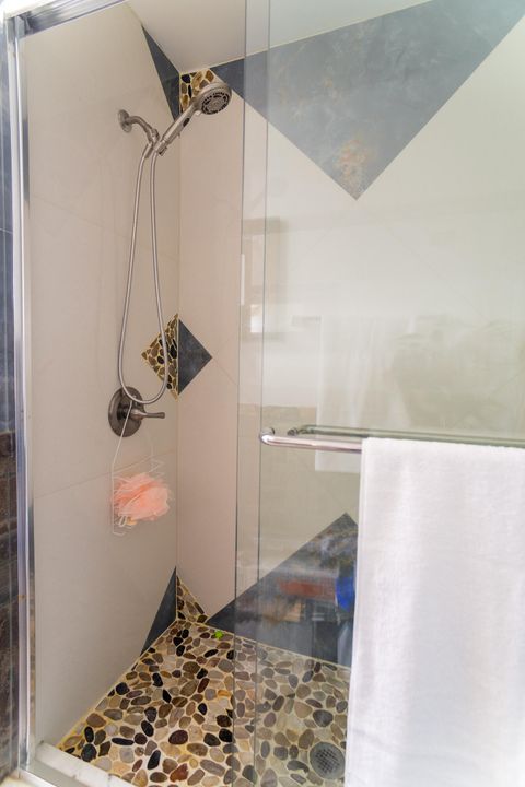 For Sale: $619,000 (3 beds, 2 baths, 1410 Square Feet)