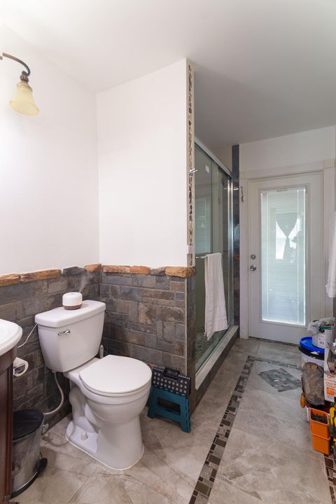 For Sale: $619,000 (3 beds, 2 baths, 1410 Square Feet)