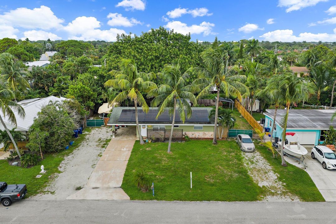 合同活跃: $498,000 (2 贝兹, 2 浴室, 1094 平方英尺)