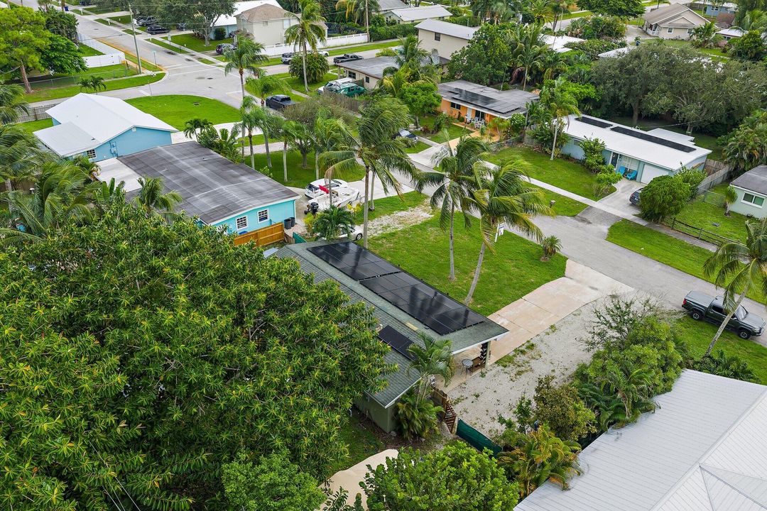 合同活跃: $498,000 (2 贝兹, 2 浴室, 1094 平方英尺)