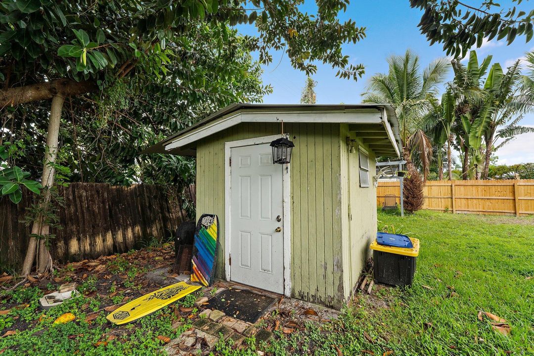 合同活跃: $498,000 (2 贝兹, 2 浴室, 1094 平方英尺)