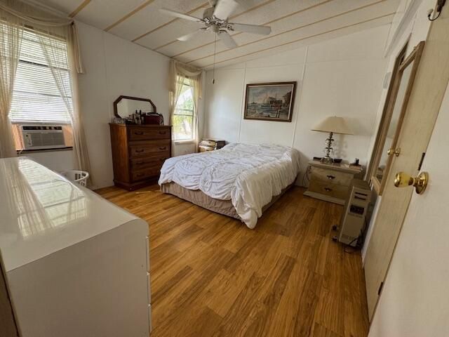 For Sale: $80,000 (2 beds, 2 baths, 1056 Square Feet)