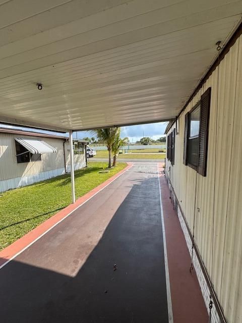 For Sale: $80,000 (2 beds, 2 baths, 1056 Square Feet)