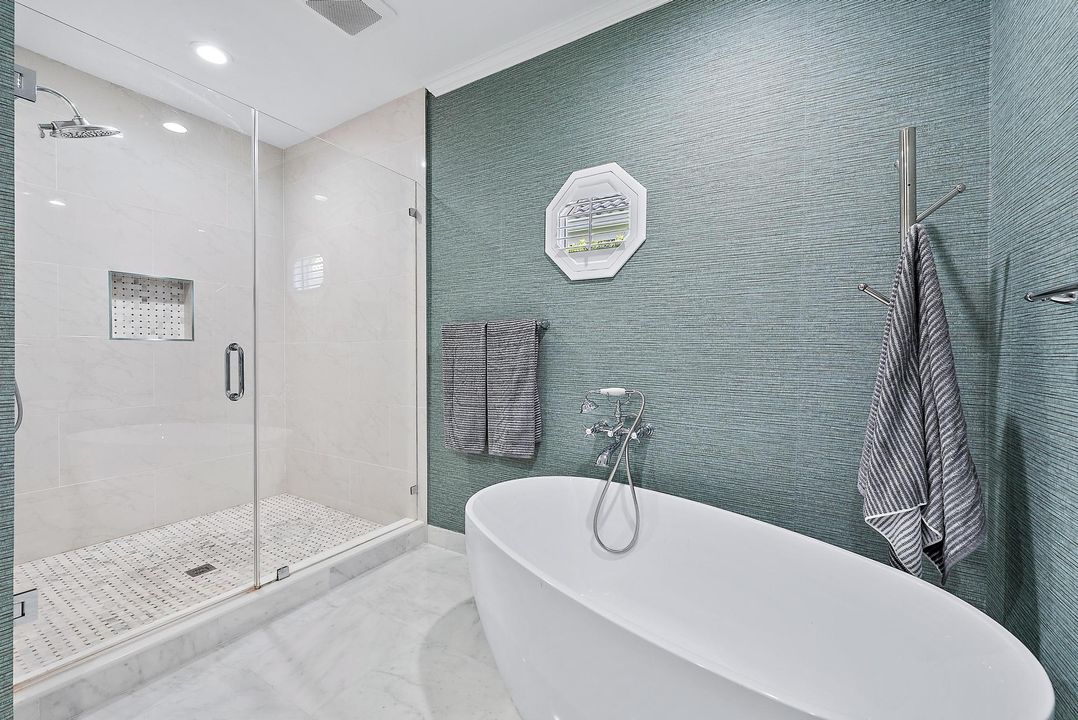 For Sale: $2,595,000 (4 beds, 3 baths, 3102 Square Feet)