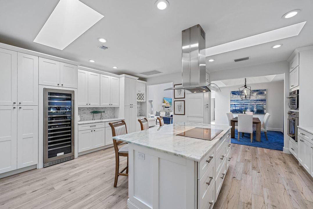 For Sale: $2,595,000 (4 beds, 3 baths, 3102 Square Feet)