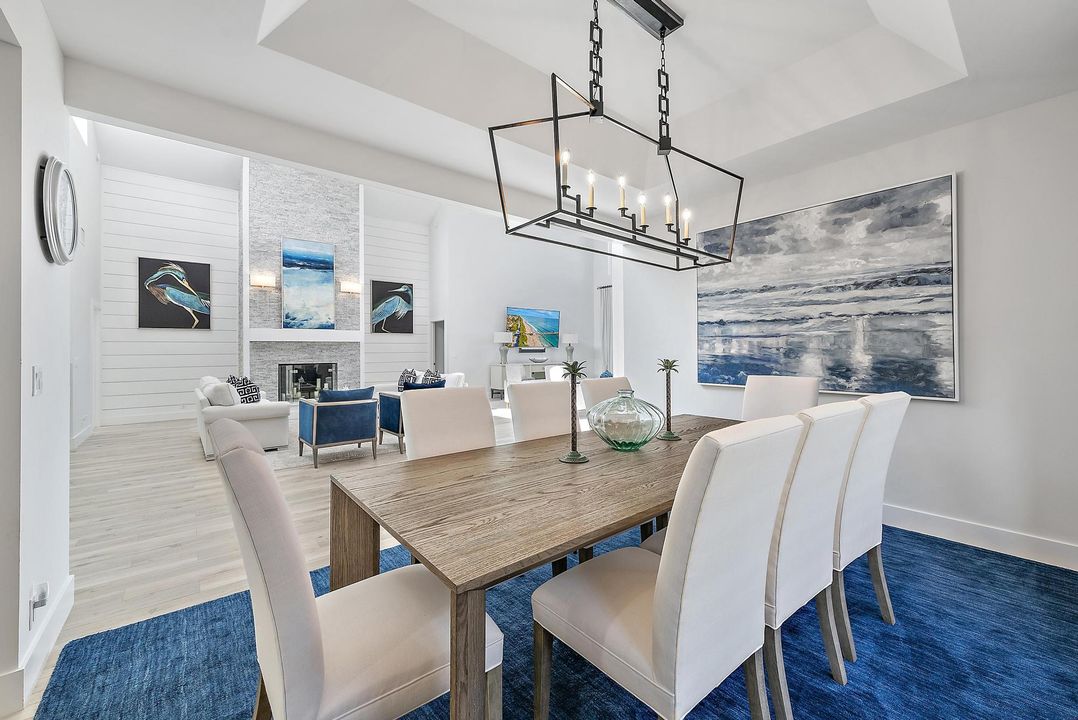 For Sale: $2,595,000 (4 beds, 3 baths, 3102 Square Feet)