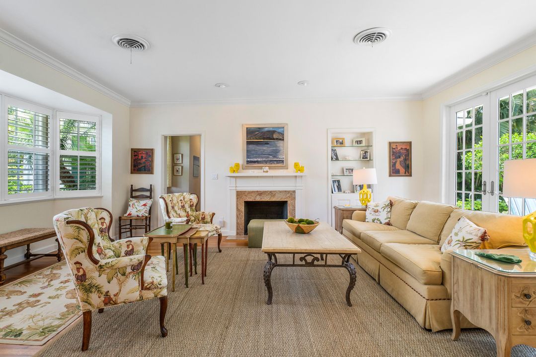 For Rent: $38,000 (5 beds, 4 baths, 2821 Square Feet)