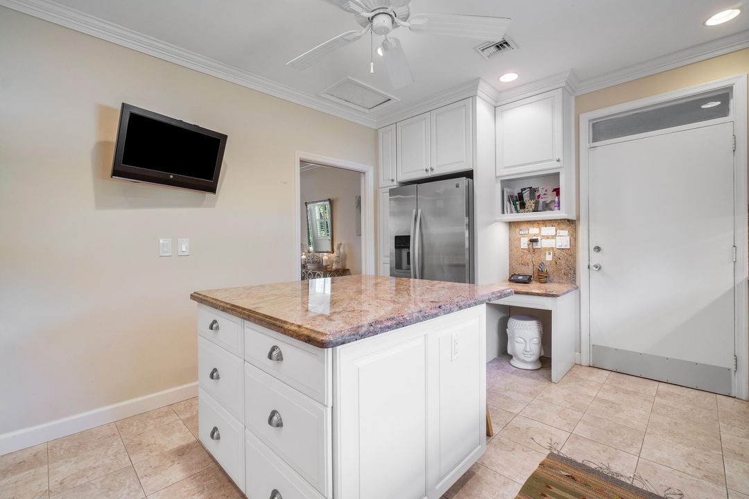 For Rent: $38,000 (5 beds, 4 baths, 2821 Square Feet)