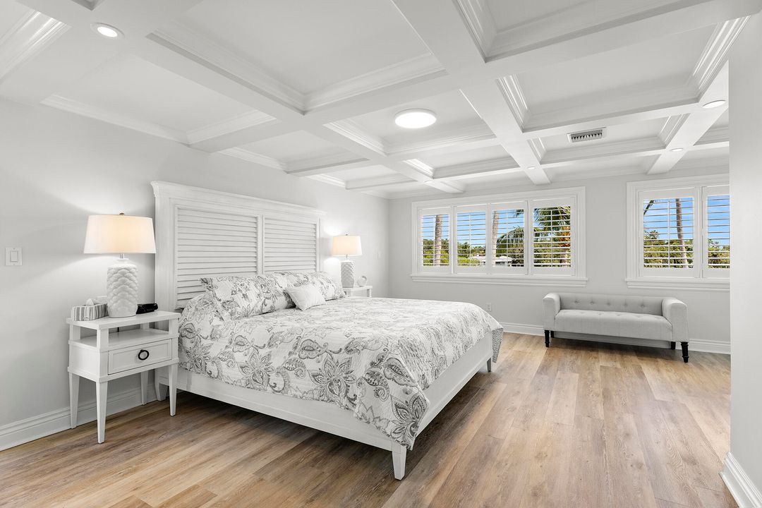 For Sale: $5,100,000 (6 beds, 5 baths, 4314 Square Feet)