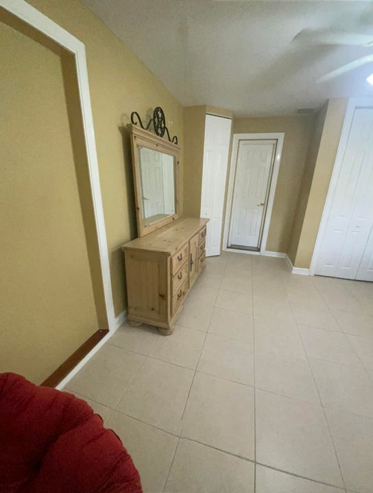 出租: $1,500 (1 贝兹, 1 浴室, 800 平方英尺)