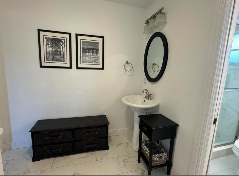 For Rent: $12,000 (2 beds, 2 baths, 1439 Square Feet)