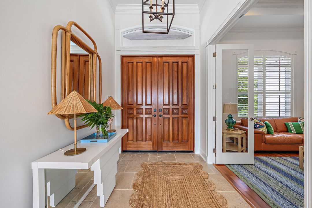 Activo con contrato: $6,150,000 (5 camas, 3 baños, 3630 Pies cuadrados)