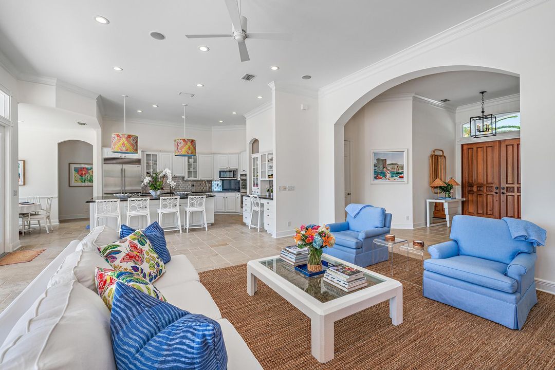 Activo con contrato: $6,150,000 (5 camas, 3 baños, 3630 Pies cuadrados)