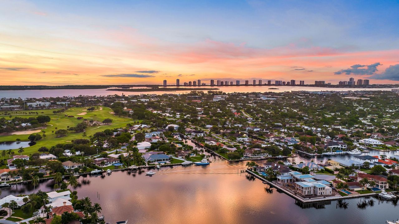 Activo con contrato: $6,150,000 (5 camas, 3 baños, 3630 Pies cuadrados)