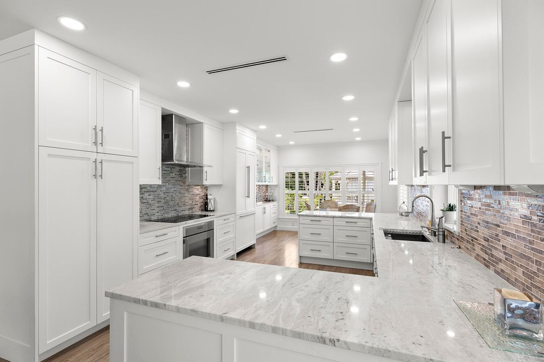 For Sale: $5,100,000 (6 beds, 5 baths, 4314 Square Feet)