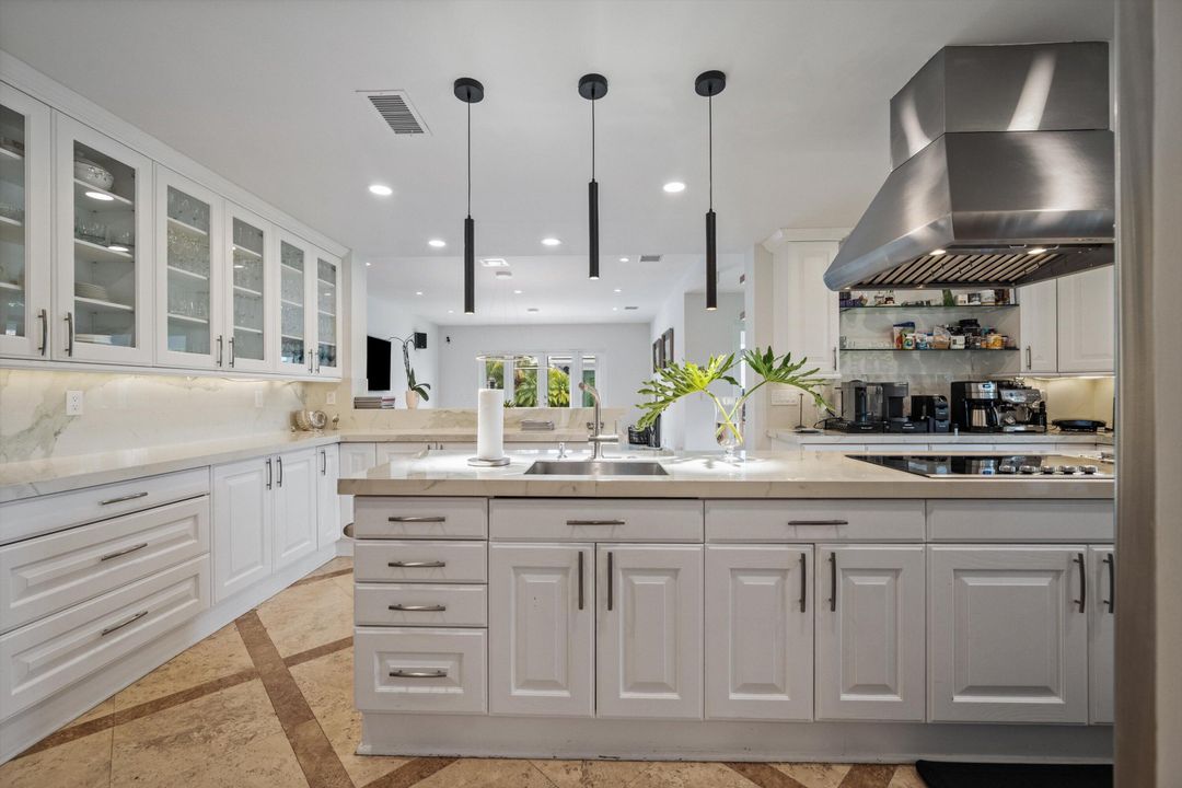 For Sale: $12,000,000 (5 beds, 5 baths, 7616 Square Feet)