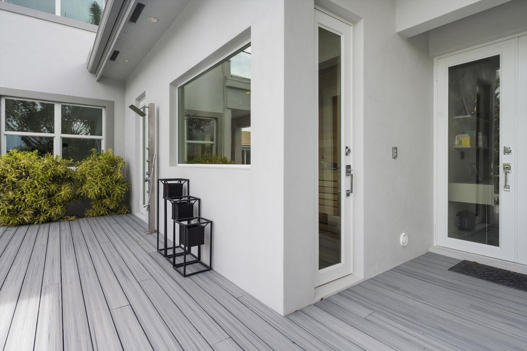 For Sale: $12,000,000 (5 beds, 5 baths, 7616 Square Feet)