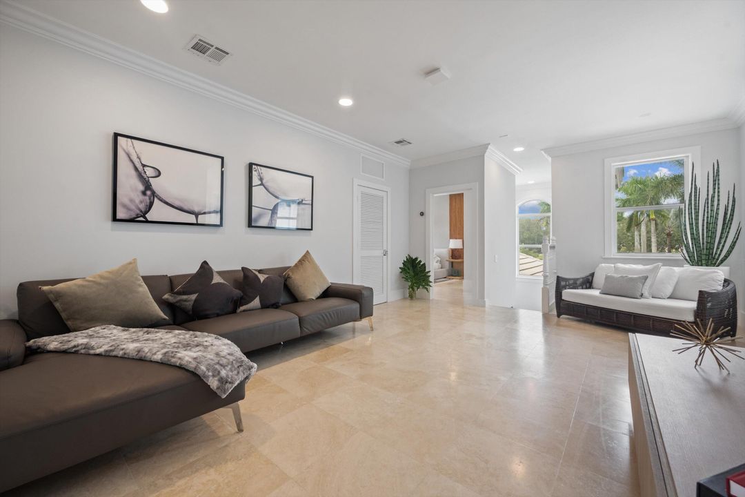 For Sale: $12,000,000 (5 beds, 5 baths, 7616 Square Feet)