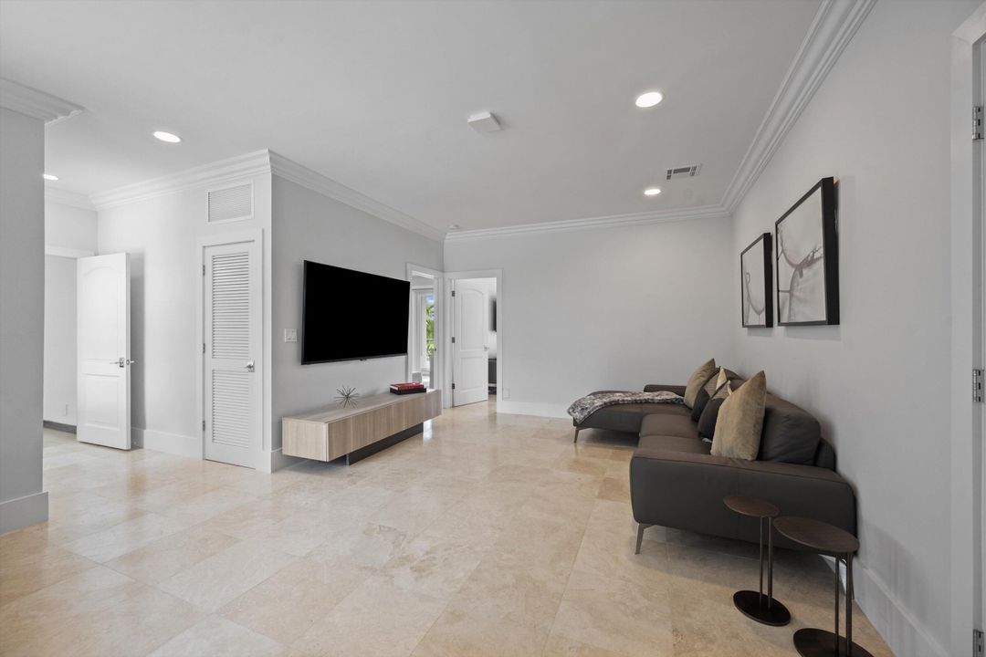 For Sale: $12,000,000 (5 beds, 5 baths, 7616 Square Feet)