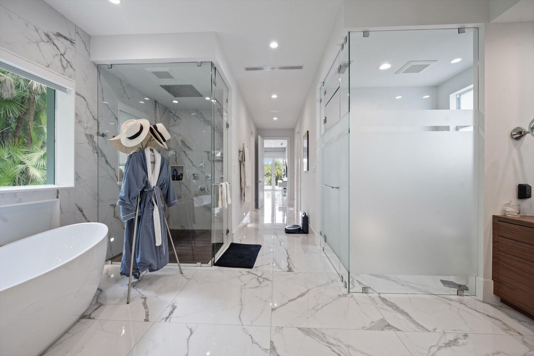 For Sale: $12,000,000 (5 beds, 5 baths, 7616 Square Feet)