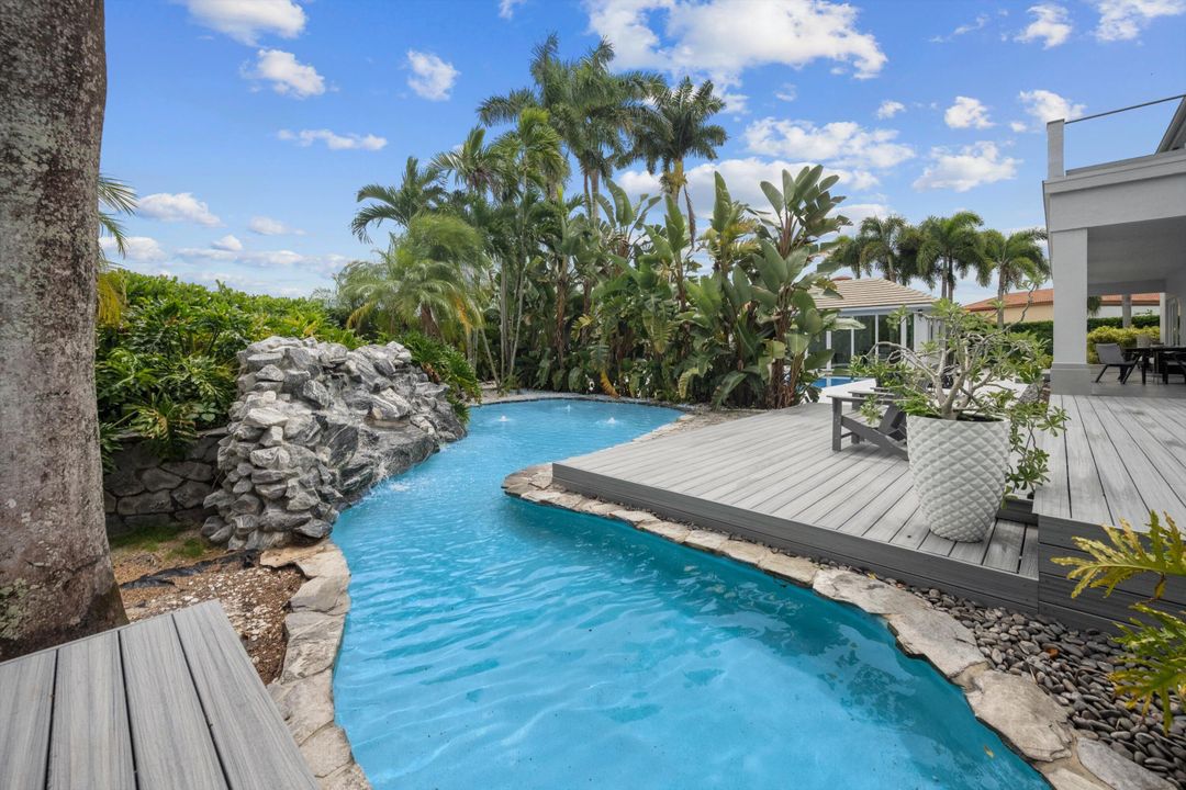 For Sale: $12,000,000 (5 beds, 5 baths, 7616 Square Feet)