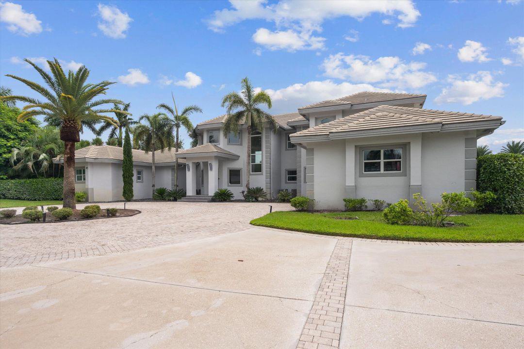 For Sale: $12,000,000 (5 beds, 5 baths, 7616 Square Feet)