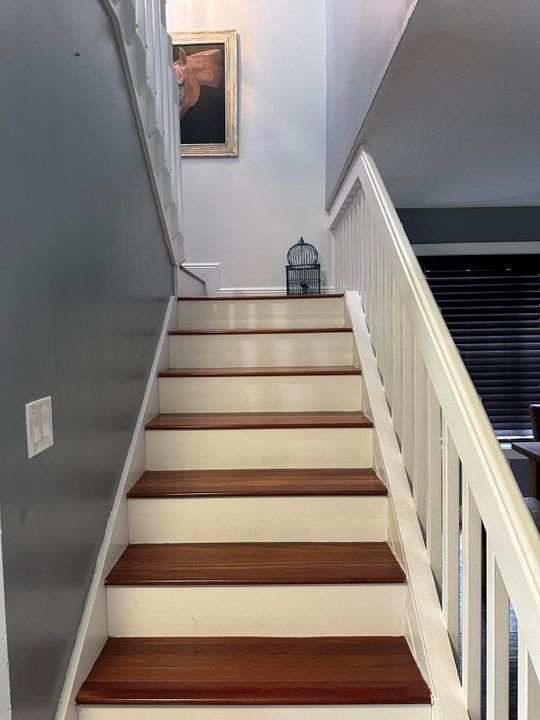 Activo con contrato: $5,500 (3 camas, 2 baños, 1510 Pies cuadrados)