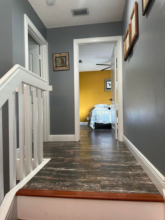 Activo con contrato: $5,500 (3 camas, 2 baños, 1510 Pies cuadrados)