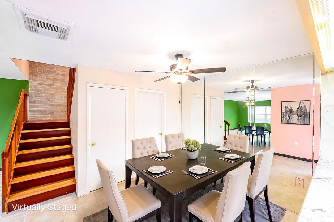 На продажу: $230,000 (2 спален, 2 ванн, 1374 Квадратных фут)