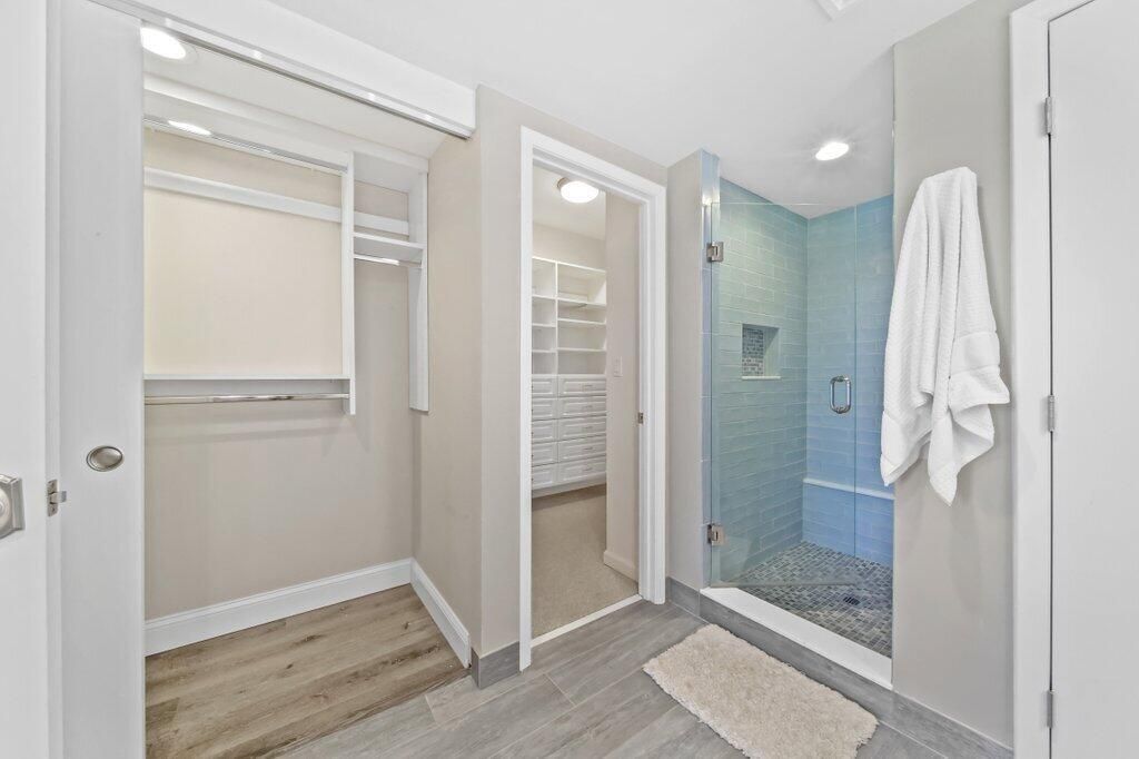 For Sale: $850,000 (2 beds, 2 baths, 1334 Square Feet)