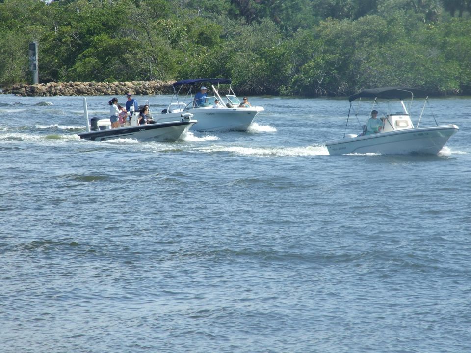 出租: $5,000 (3 贝兹, 2 浴室, 1947 平方英尺)