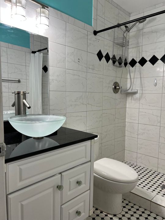 For Rent: $3,500 (2 beds, 2 baths, 1416 Square Feet)