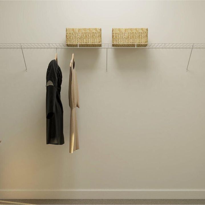 合同活跃: $825,945 (4 贝兹, 3 浴室, 2566 平方英尺)