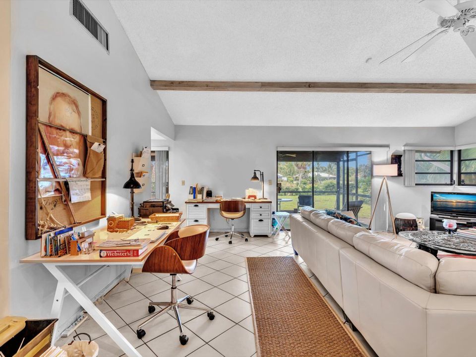 For Sale: $699,000 (2 beds, 2 baths, 1569 Square Feet)