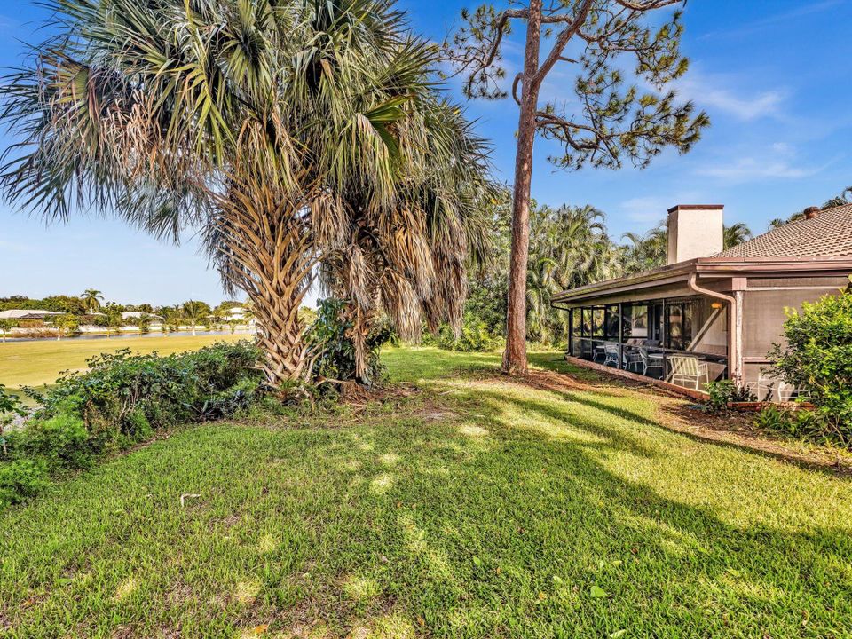 For Sale: $699,000 (2 beds, 2 baths, 1569 Square Feet)