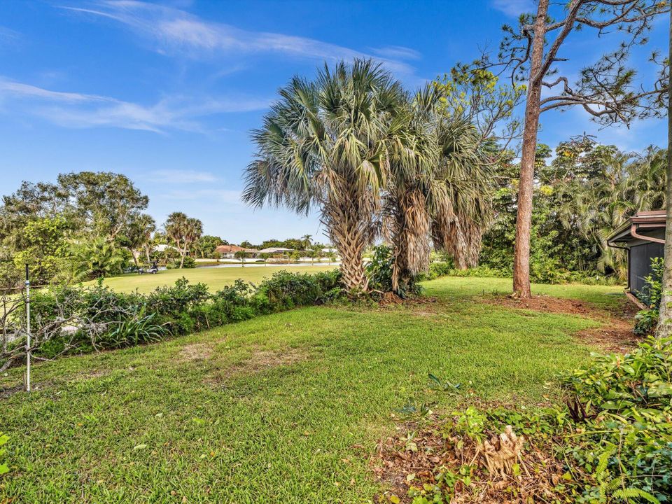 For Sale: $699,000 (2 beds, 2 baths, 1569 Square Feet)