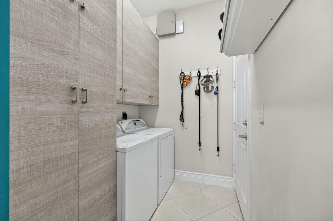 Active With Contract: $749,000 (2 beds, 2 baths, 1863 Square Feet)