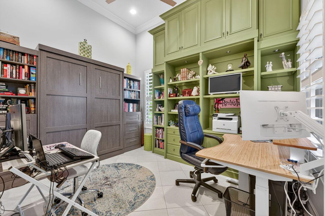 Active With Contract: $749,000 (2 beds, 2 baths, 1863 Square Feet)