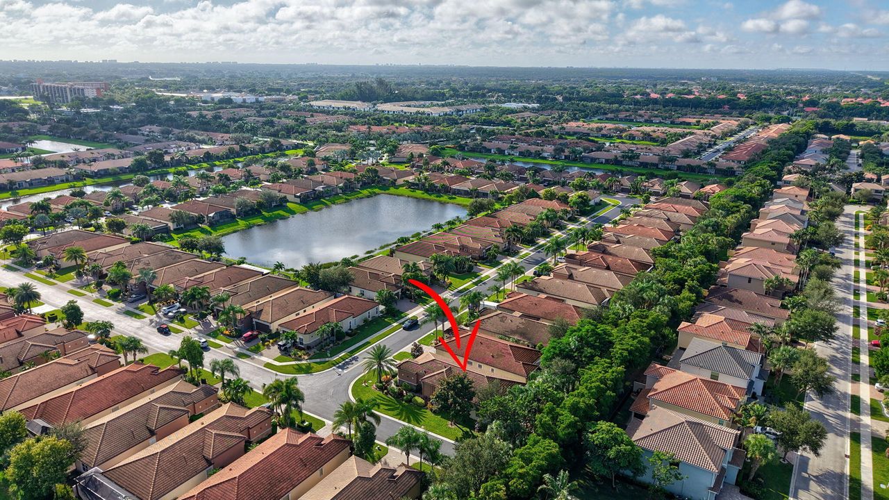 Active With Contract: $749,000 (2 beds, 2 baths, 1863 Square Feet)