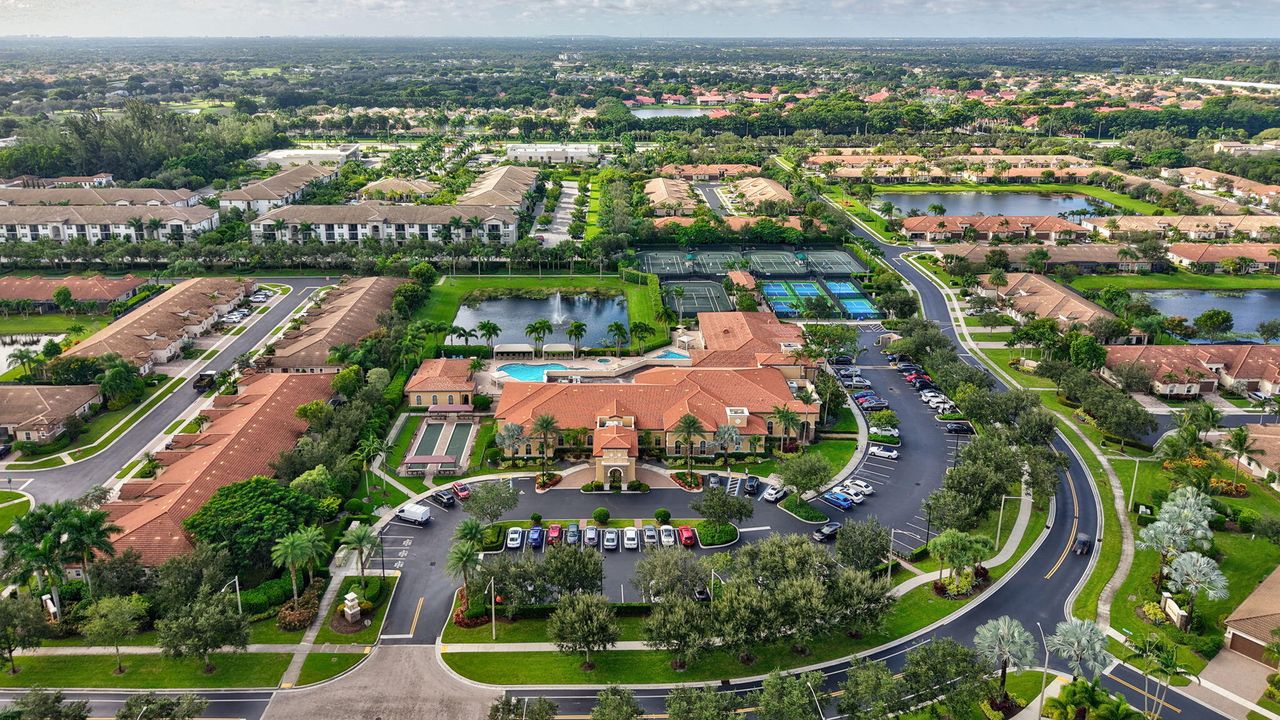 Active With Contract: $749,000 (2 beds, 2 baths, 1863 Square Feet)