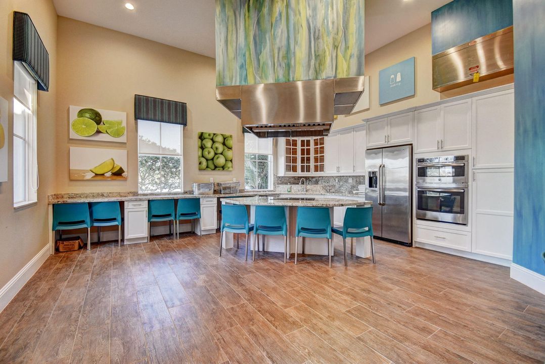 Active With Contract: $749,000 (2 beds, 2 baths, 1863 Square Feet)