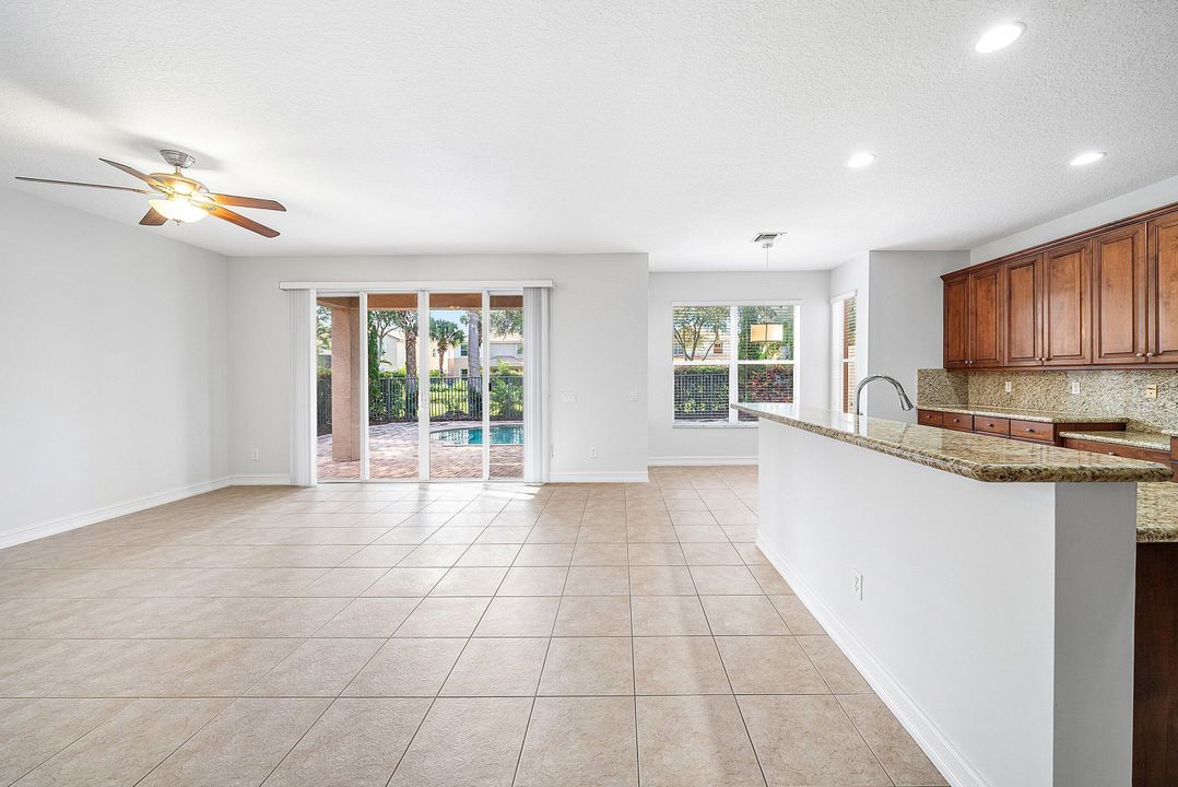 For Rent: $5,200 (5 beds, 3 baths, 2994 Square Feet)