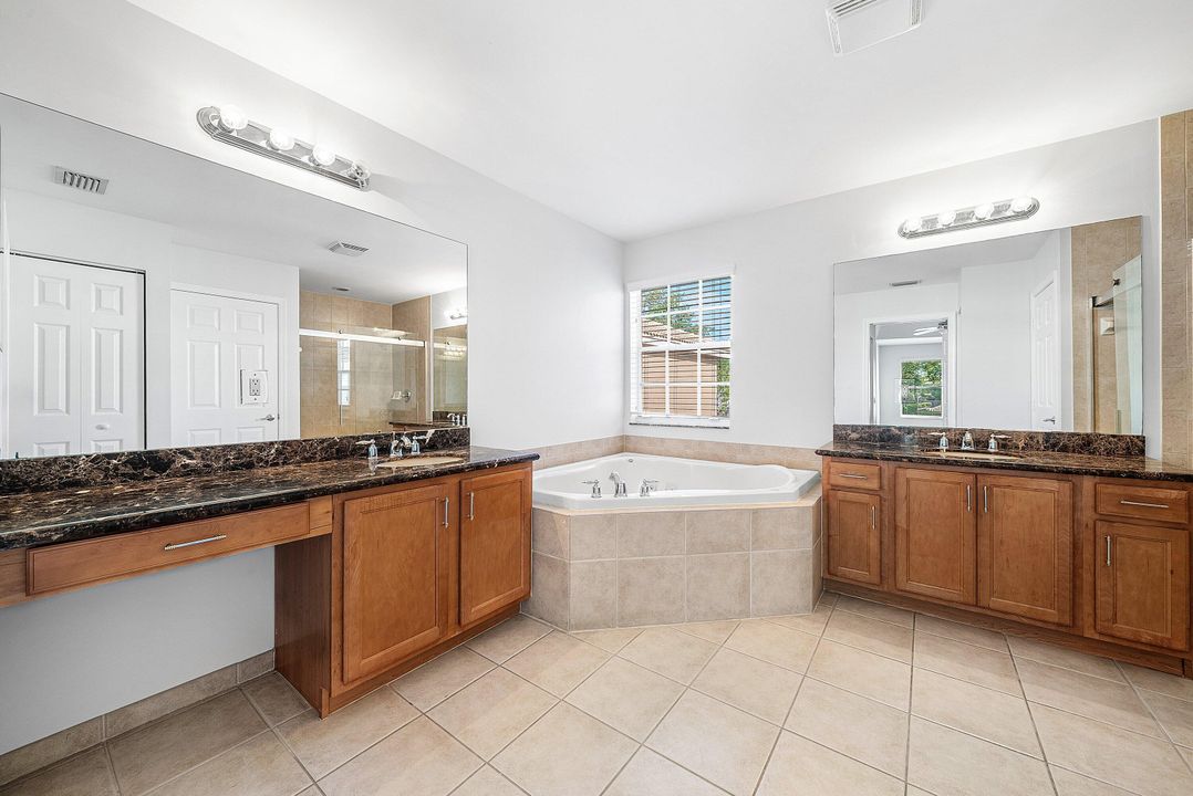 For Rent: $5,200 (5 beds, 3 baths, 2994 Square Feet)