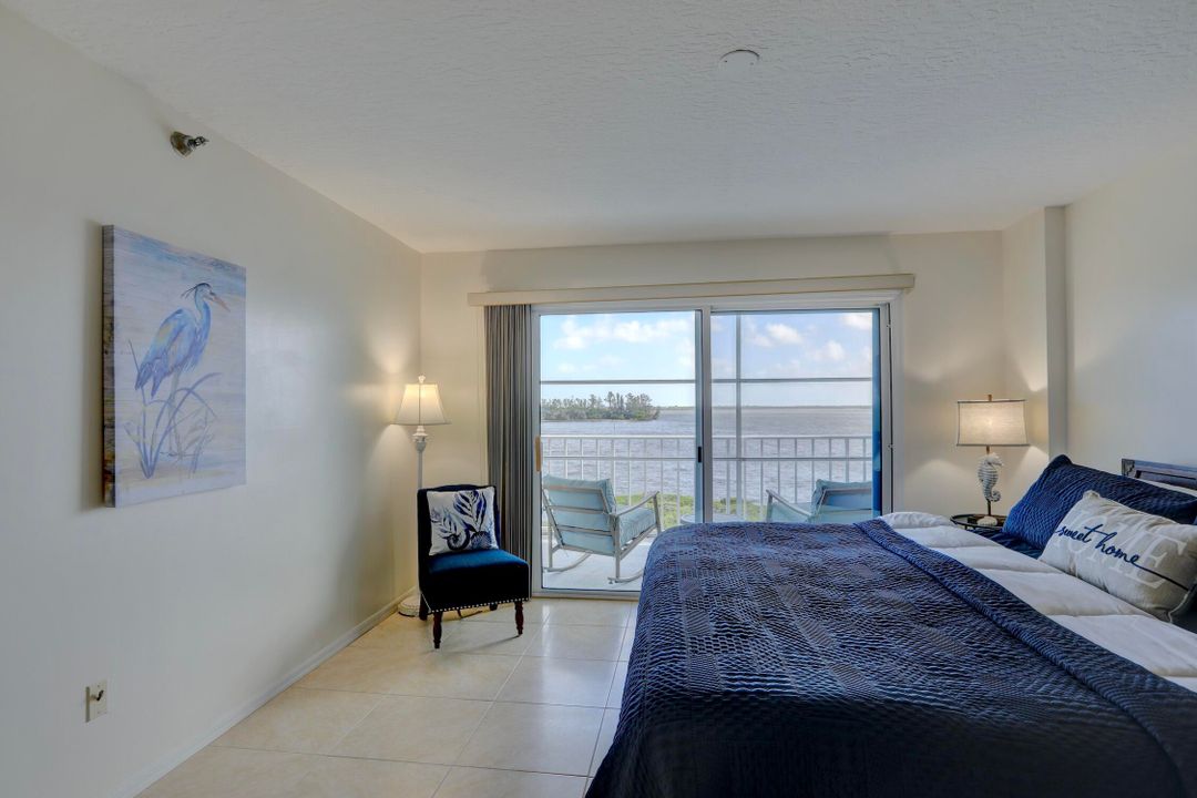 На продажу: $429,000 (2 спален, 2 ванн, 1337 Квадратных фут)