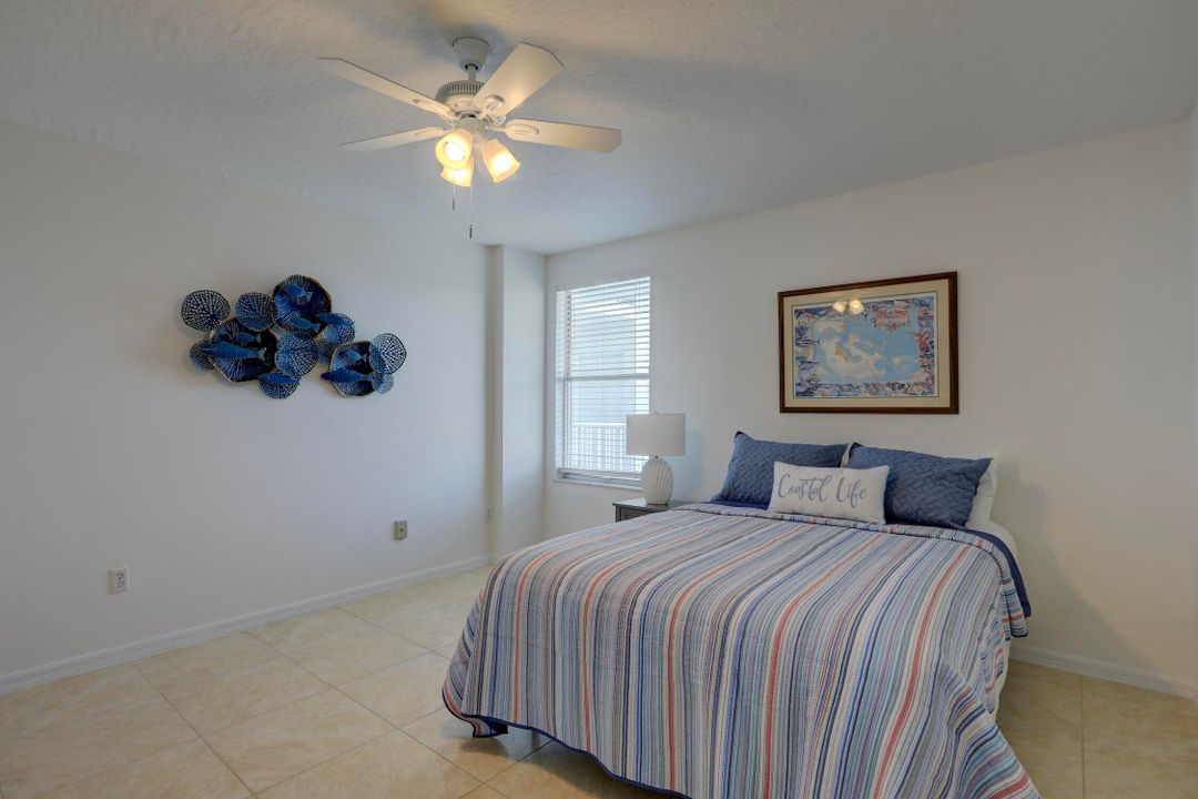 На продажу: $429,000 (2 спален, 2 ванн, 1337 Квадратных фут)