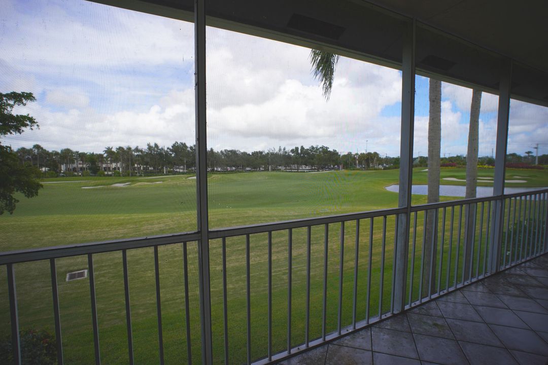 待售: $260,000 (3 贝兹, 2 浴室, 2067 平方英尺)