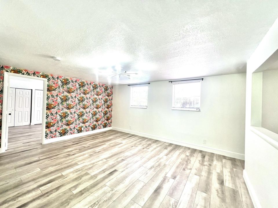 En Renta: $5,000 (4 camas, 3 baños, 1614 Pies cuadrados)