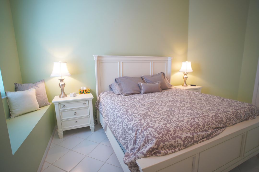 待售: $260,000 (3 贝兹, 2 浴室, 2067 平方英尺)