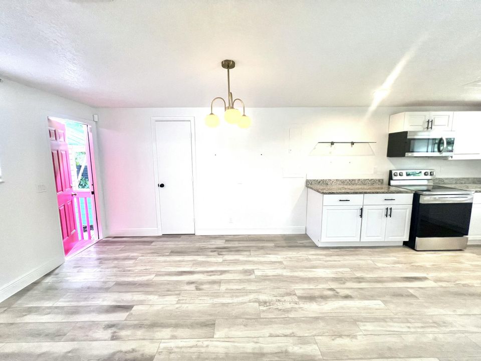 En Renta: $5,000 (4 camas, 3 baños, 1614 Pies cuadrados)