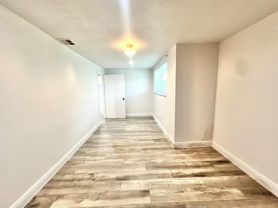 En Renta: $5,000 (4 camas, 3 baños, 1614 Pies cuadrados)